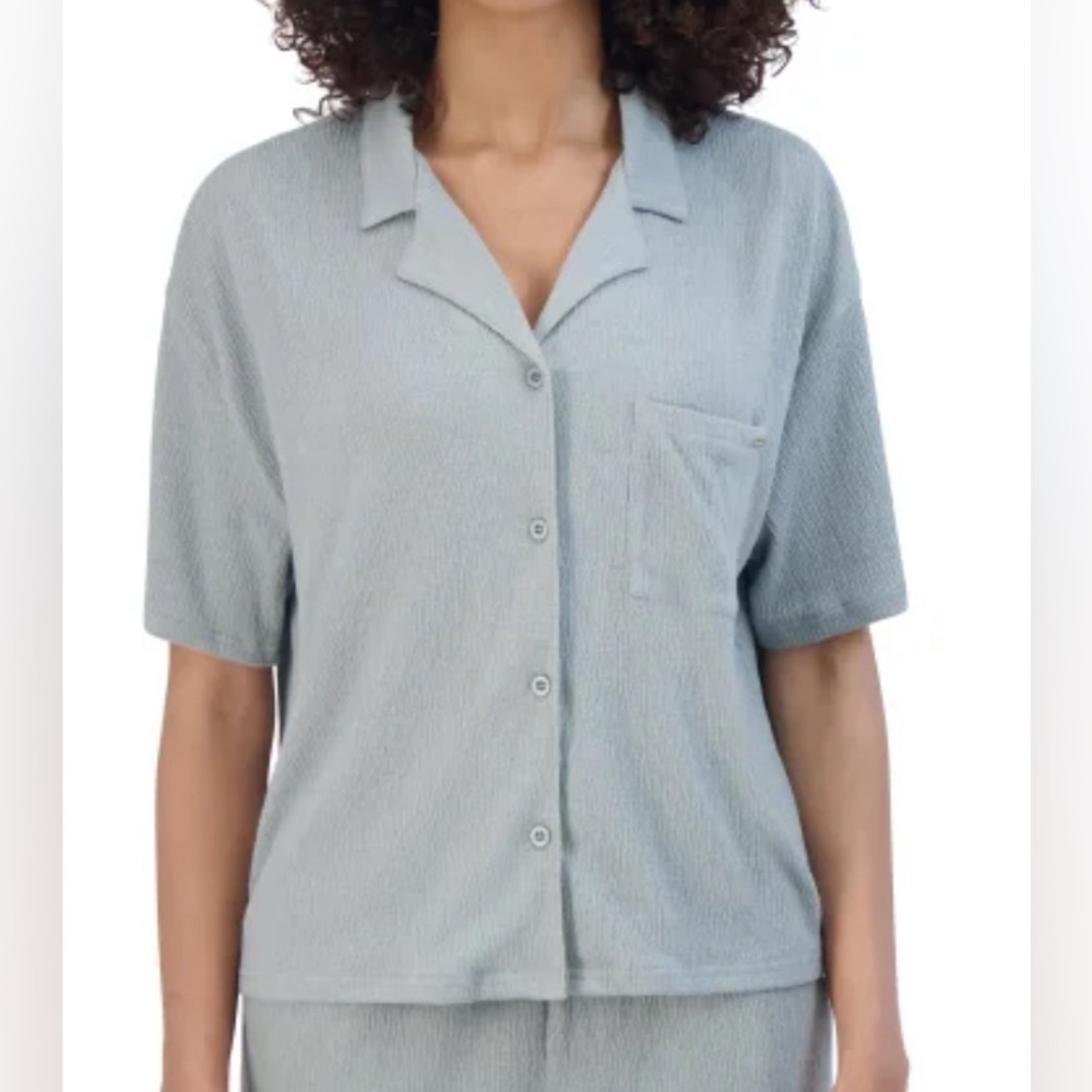 BCBGMAXAZRIA green pajama top, XL 🔵
